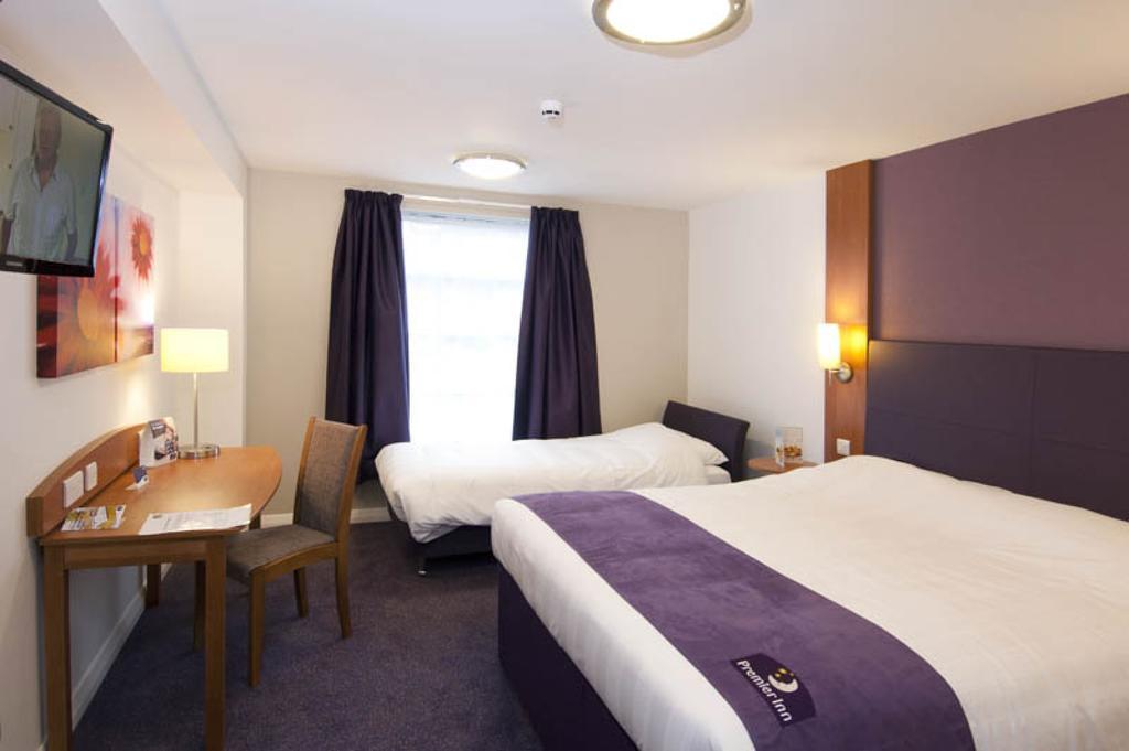 Premier Inn Sittingbourne Kent Cameră foto